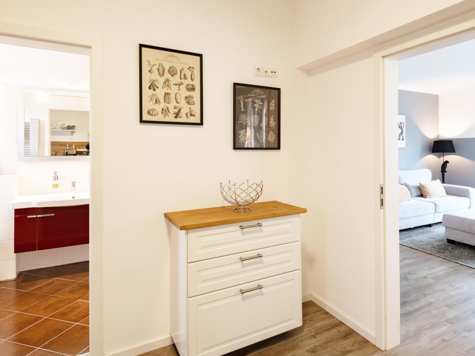 Exklusive Wohnung Mit Ahrblick 2 Bad Neuenahr-Ahrweiler Luaran gambar