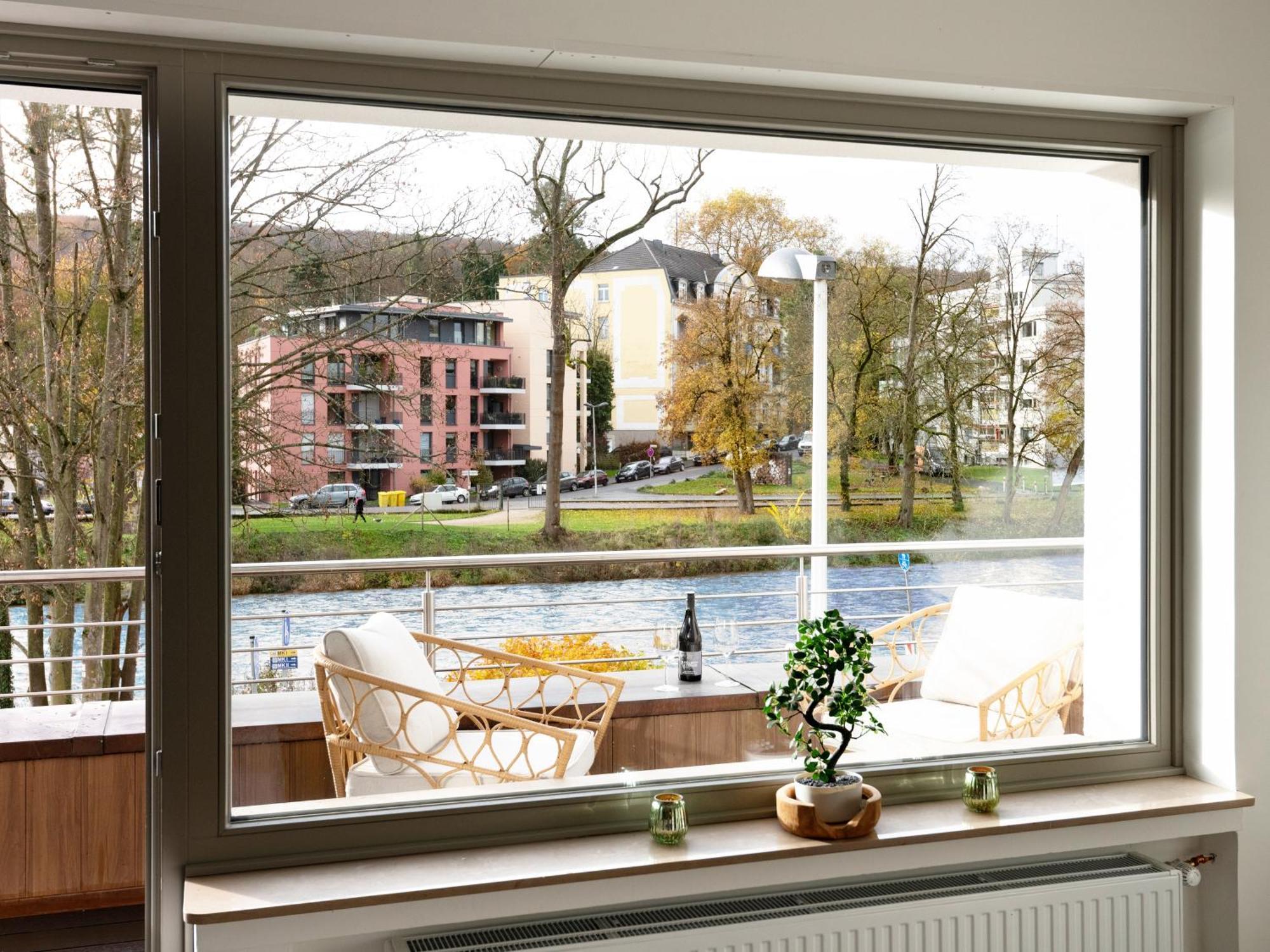 Exklusive Wohnung Mit Ahrblick 2 Bad Neuenahr-Ahrweiler Luaran gambar